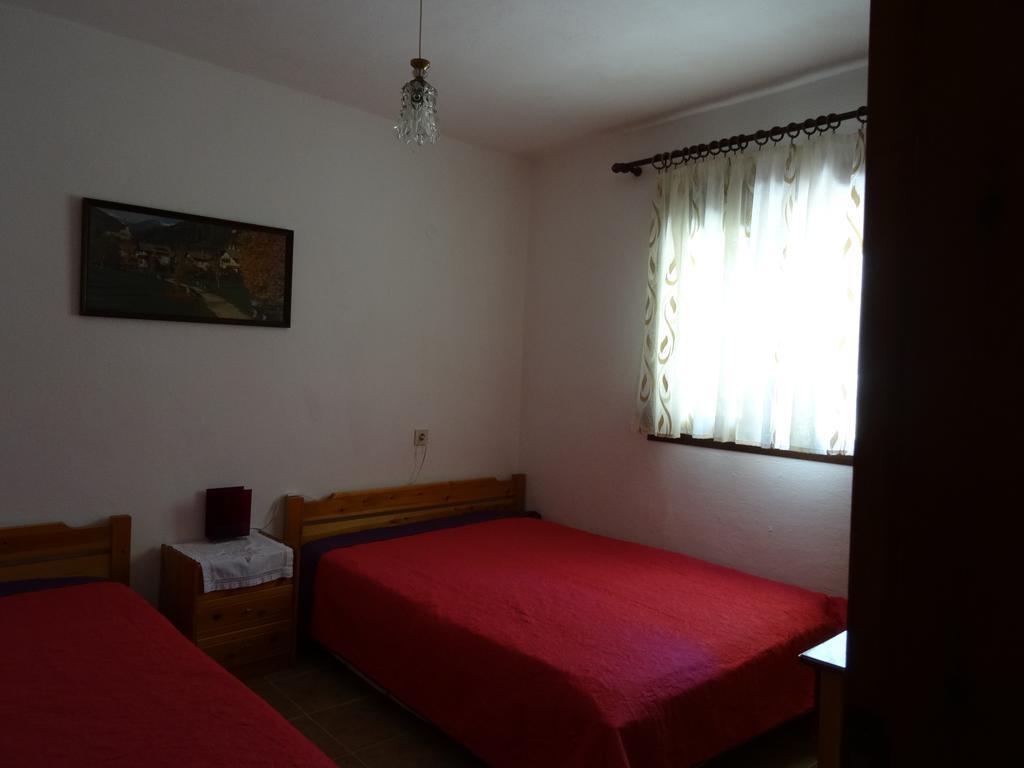 Apartamento House Anna Houhlia Vourvourou Exterior foto