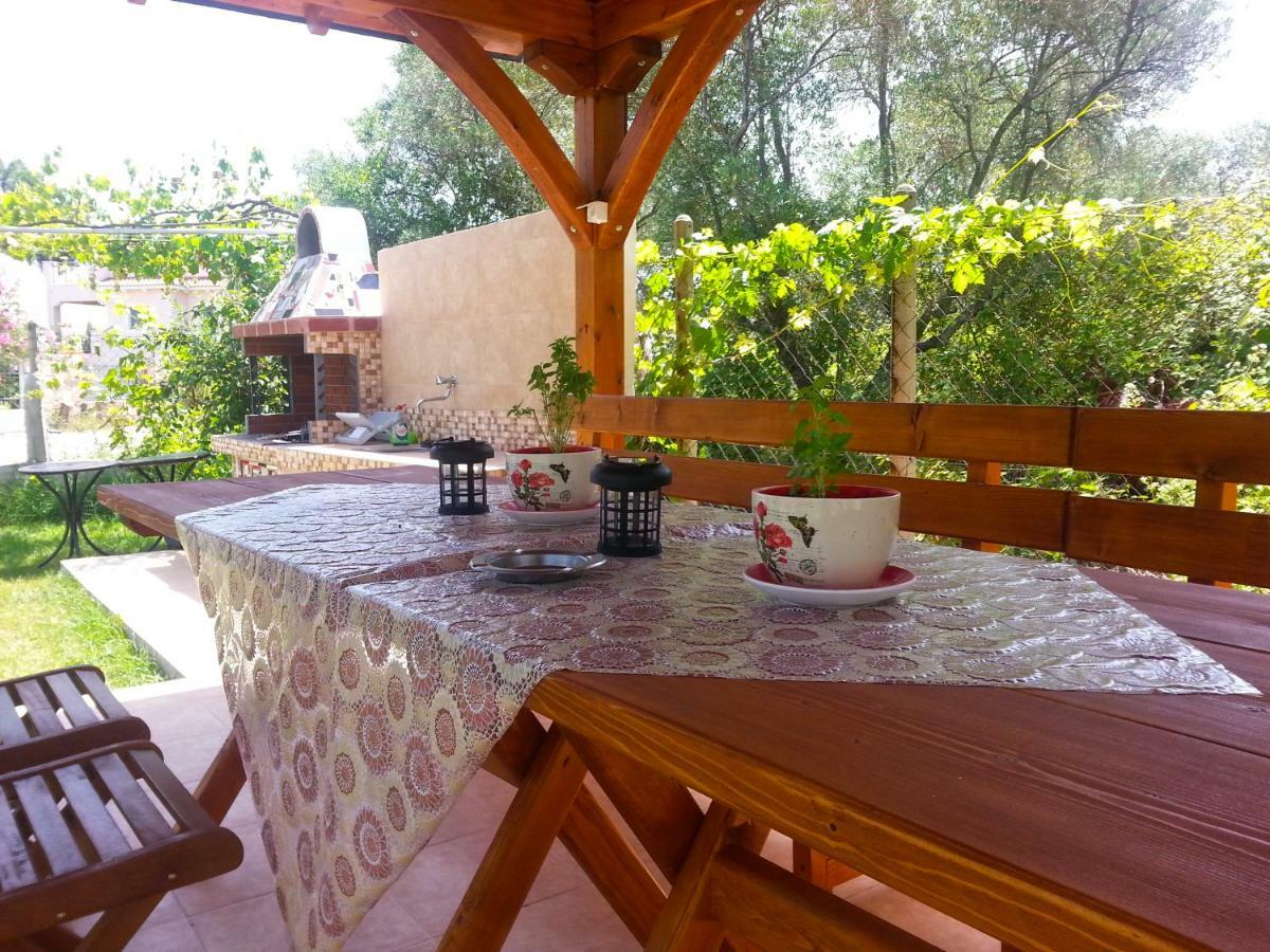 Apartamento House Anna Houhlia Vourvourou Exterior foto